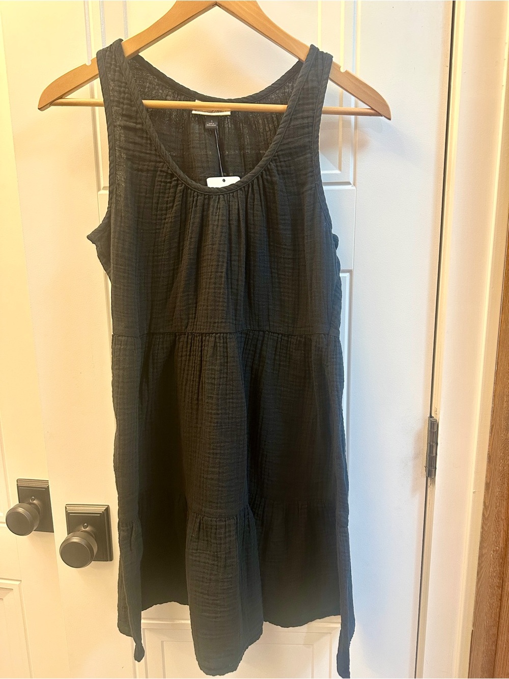 Universal Thread Black Sleeveless Gauze Tiered Swim Coverup Dress
